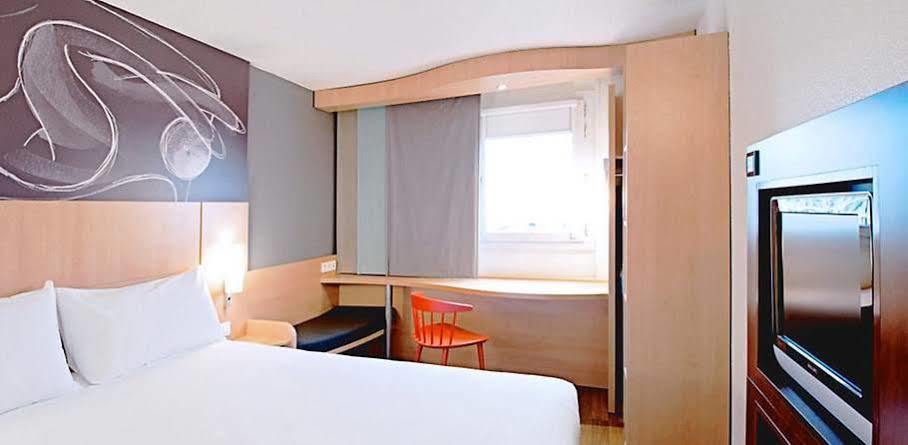Ibis Daumesnil Porte Doree Paris Bagian luar foto
